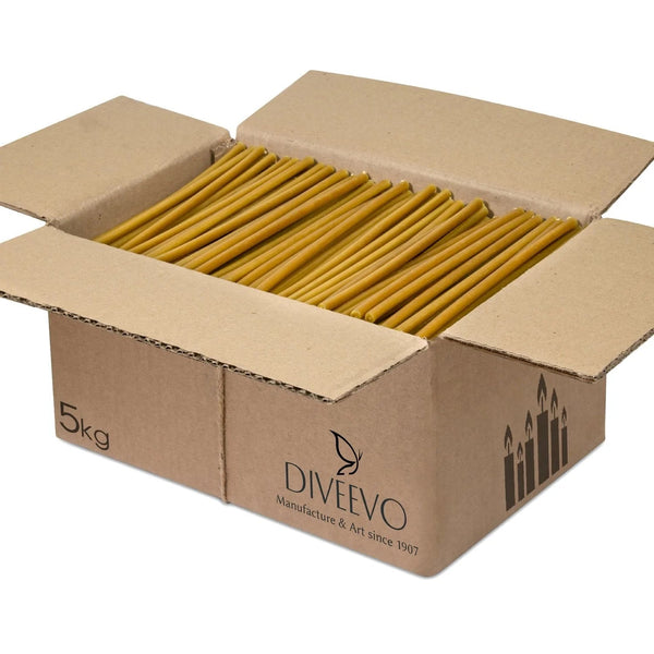Krabice 5 kg - 500 kusů.Svíčky ze žlutého včelího vosku N40I Délka: 26,5 cm I 100% včelí vosk, 100% bavlněný knot